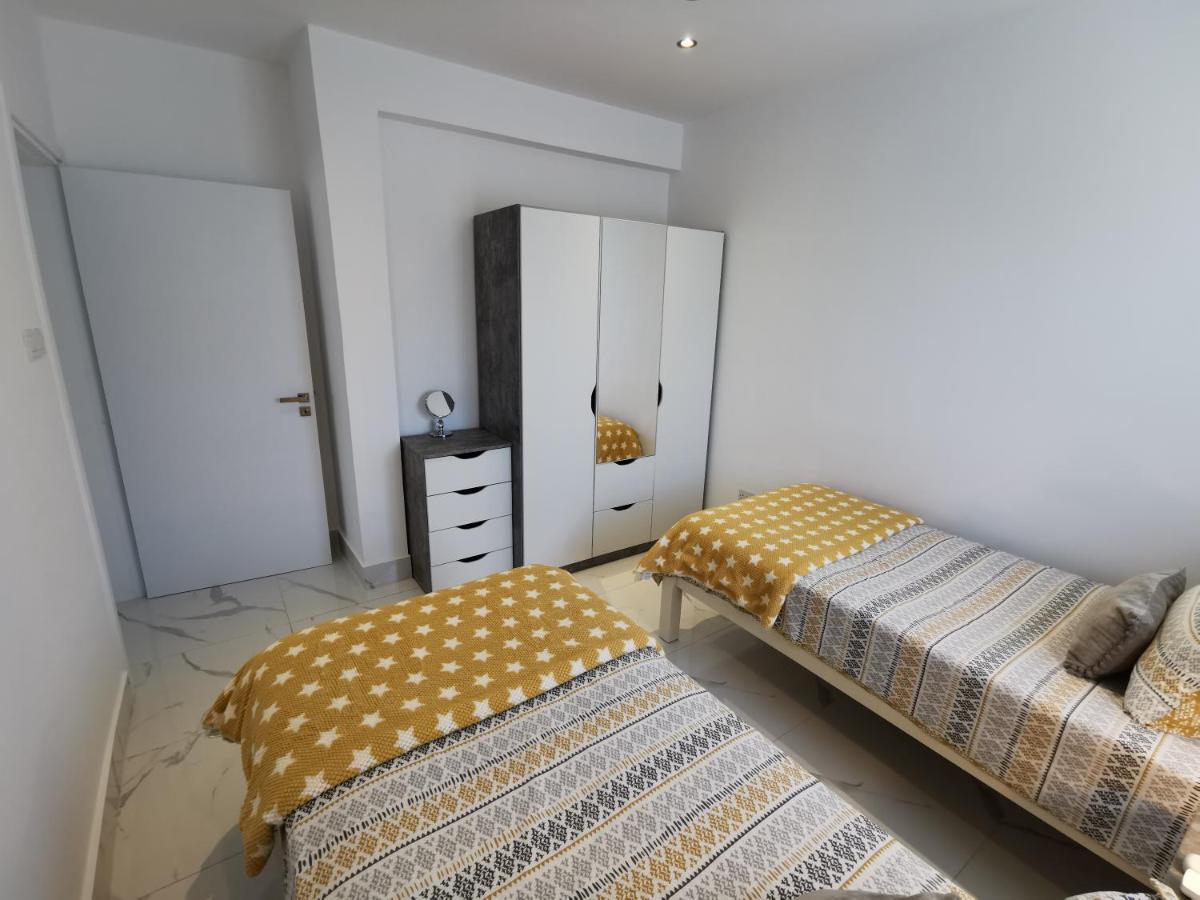 Paphos Gardens Apartment Buitenkant foto